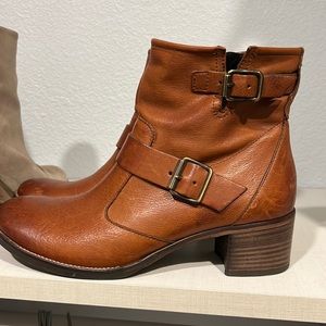 Paul Green Booties